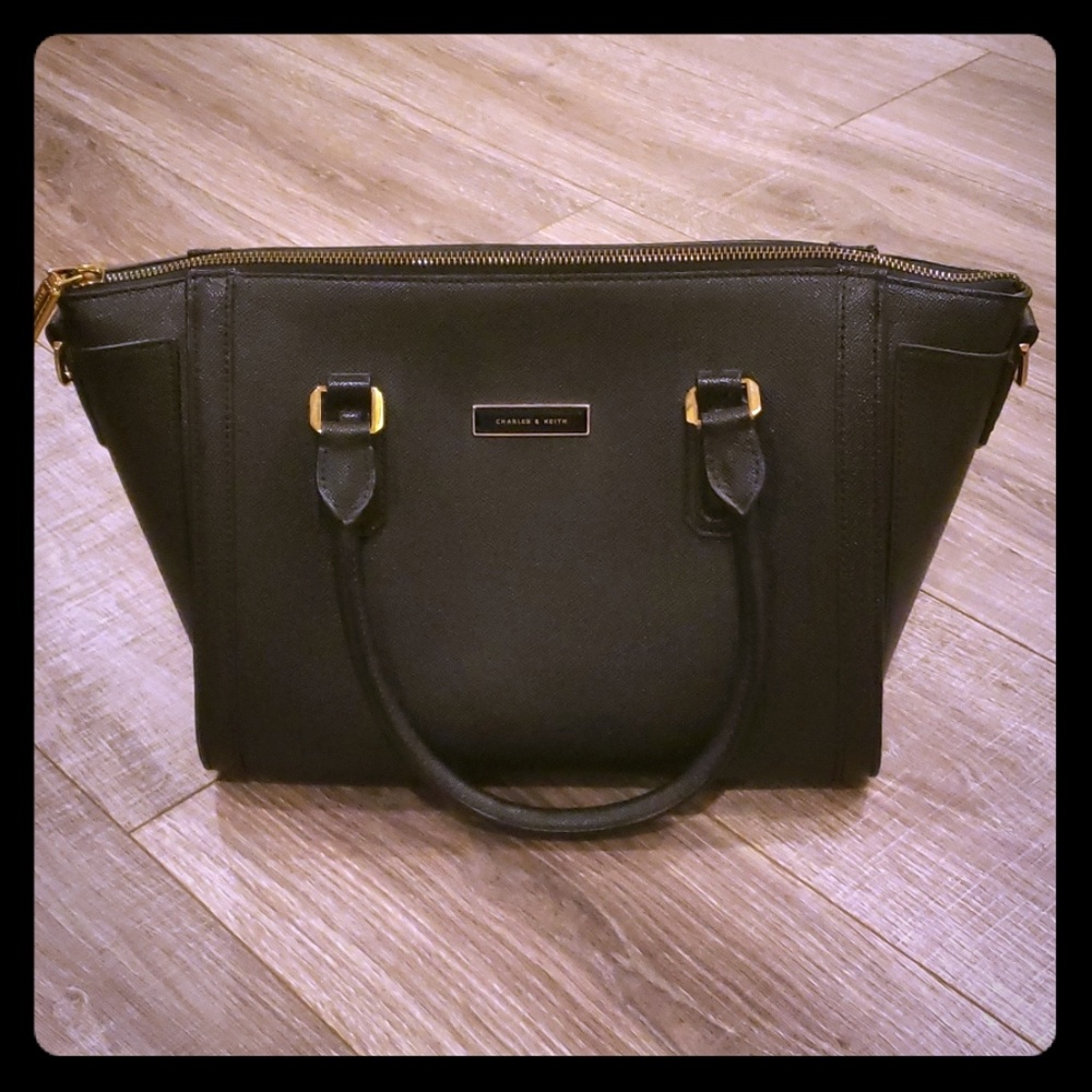 Charles & Keith shoulder bag